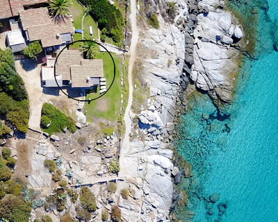 Felshaus über dem Wasser - Nr. S338.3