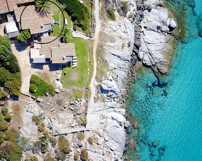 Felshaus über dem Wasser - Nr. S338.2