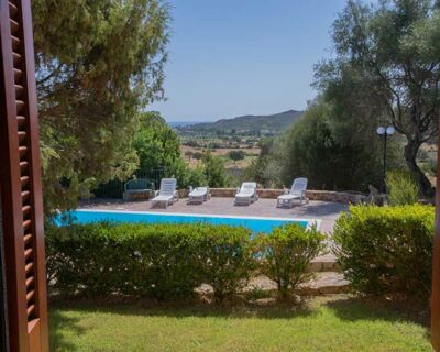 Smeralda-Villa mit Pool und Meerblick - Nr. 119A