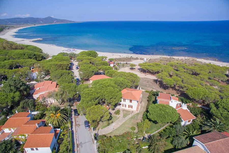 Unmittelbar am Strand - Nr. 304B - Vogelschau