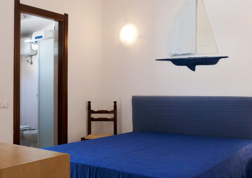 Bungalow mit Dachterrasse und Meerblick in zentraler Lage von Costa Rei